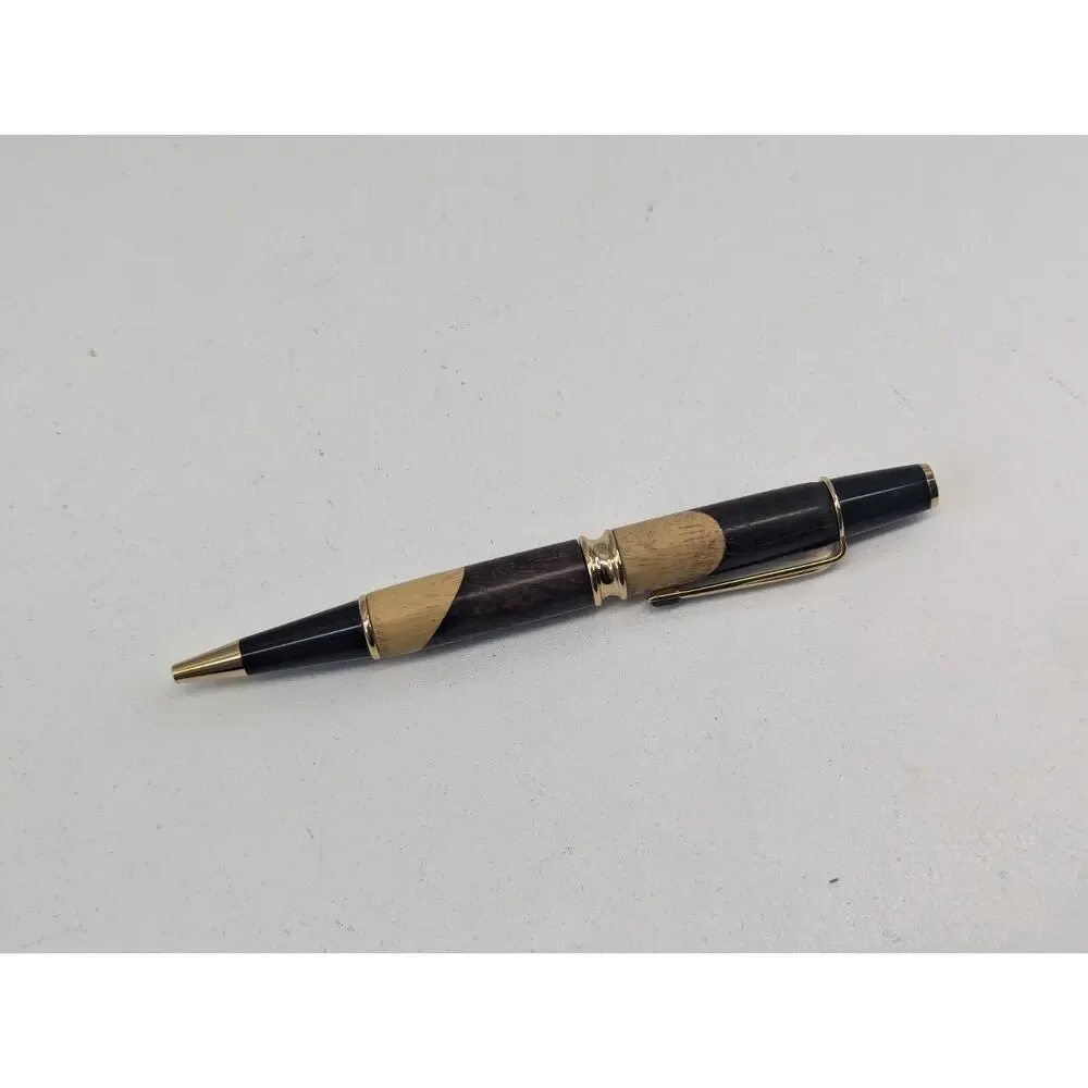 Hand Turned Twist‎ Pen Black And Gold Walnut Maple Blend